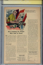 Load image into Gallery viewer, Fantastic Four #1 CGC 7.5 SS Signed Stan Lee

